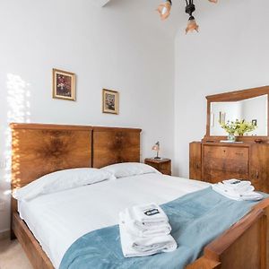 Le Grazie Apartments In Superb Location